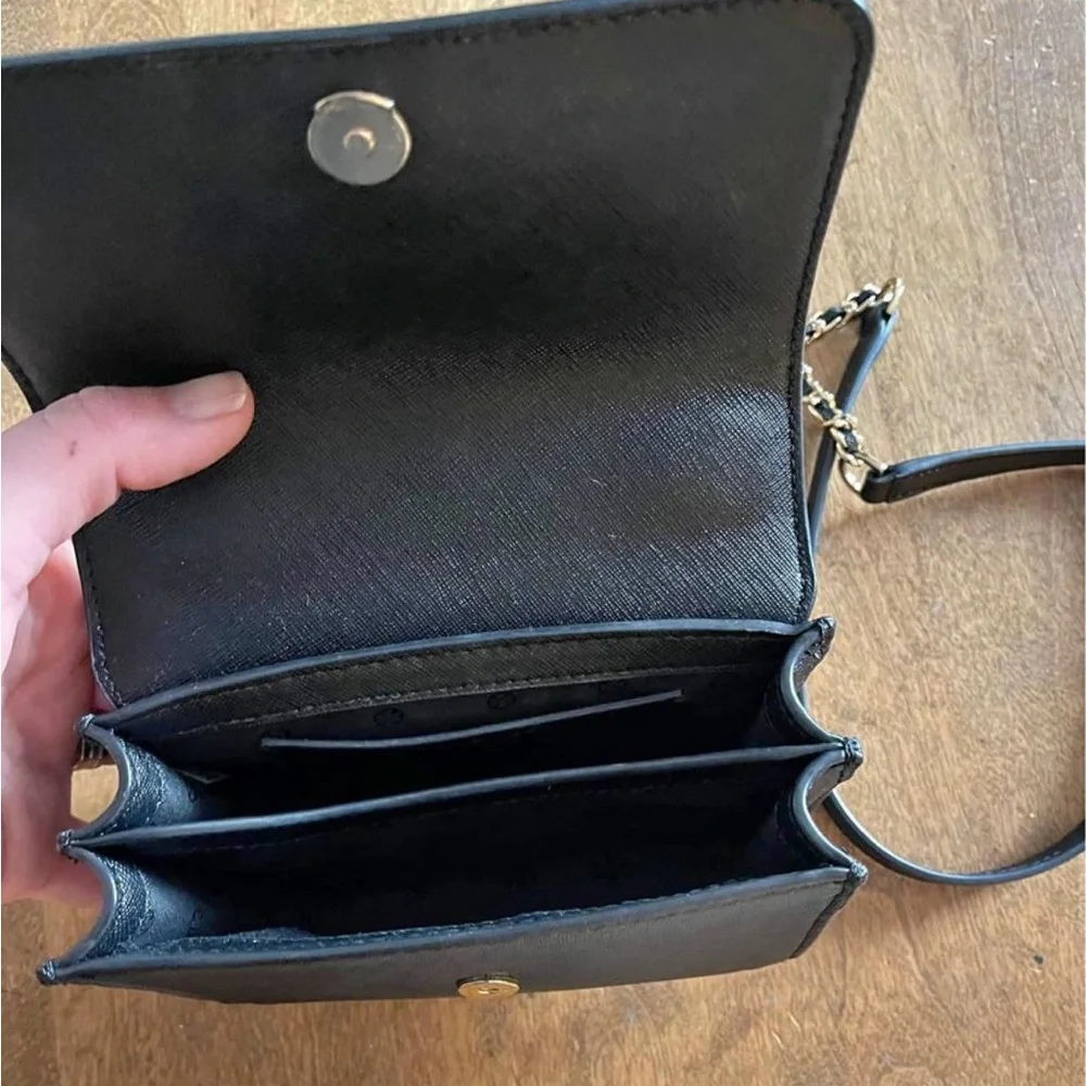 ❤️‍🔥 SOLD ❤️‍🔥  Tory Burch Purse - Picture 2 of 2